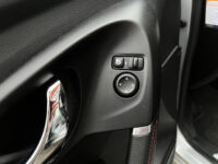 Renault Kadjar 1.6 TCe Intens // LEDER // LED // KEYLESS // DODEHOEK // NAVI+CARPLAY // CAMERA+SENSOREN // BOSE AUDIO // 57