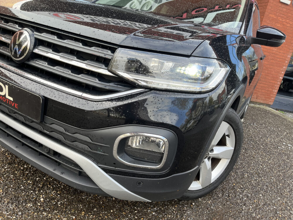 Volkswagen T-Cross 1.5 TSI Style // LED // ADAPT. CRUISE // CLIMA // CAMERA+SENSOREN // APPLE-ANDROID AUTO // STOELVERWARMING // 9