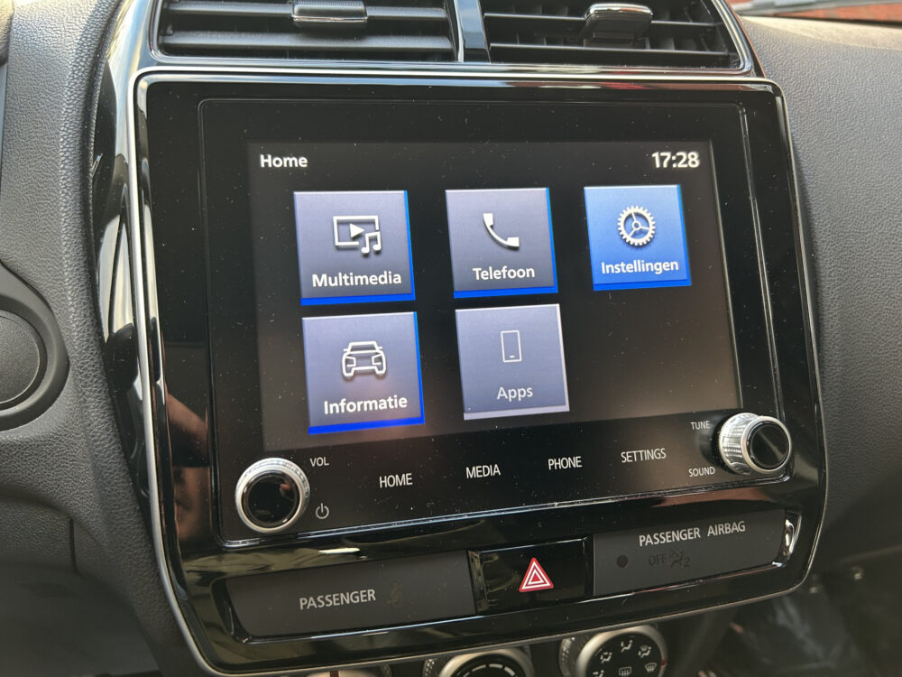 Mitsubishi ASX 2.0 Instyle // LED // APPLE CARPLAY / ANDROID AUTO // PDC // CAMERA // CRUISE 14