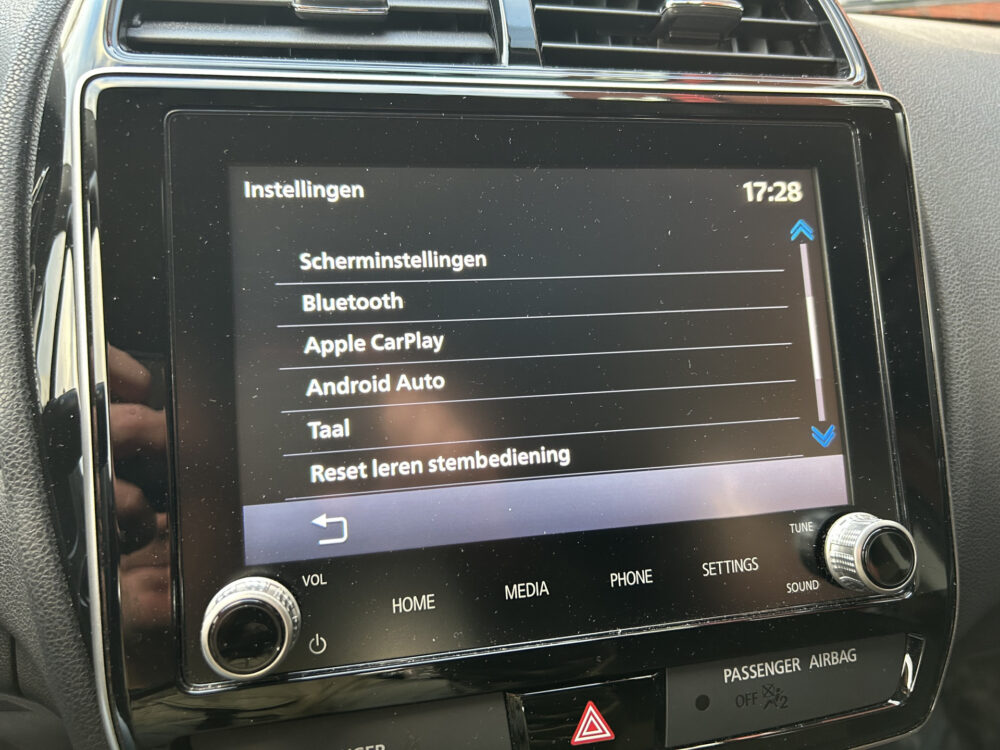 Mitsubishi ASX 2.0 Instyle // LED // APPLE CARPLAY / ANDROID AUTO // PDC // CAMERA // CRUISE 16