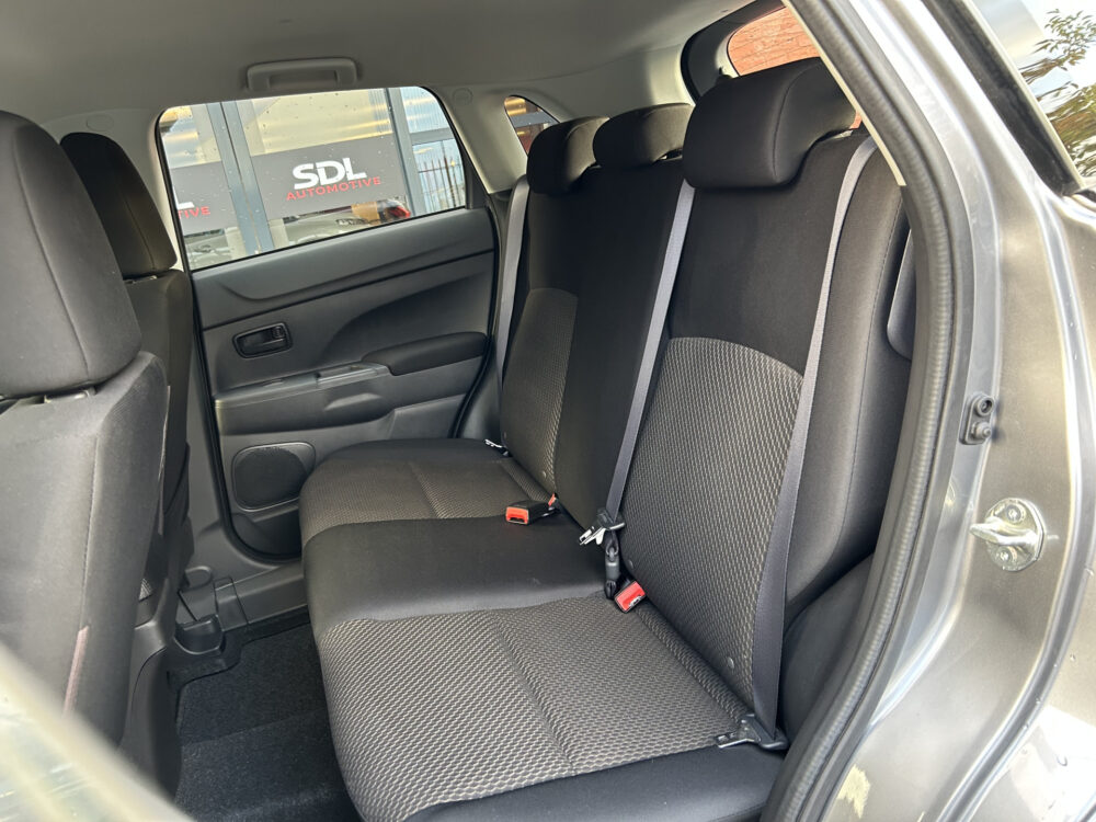 Mitsubishi ASX 2.0 Instyle // LED // APPLE CARPLAY / ANDROID AUTO // PDC // CAMERA // CRUISE 24