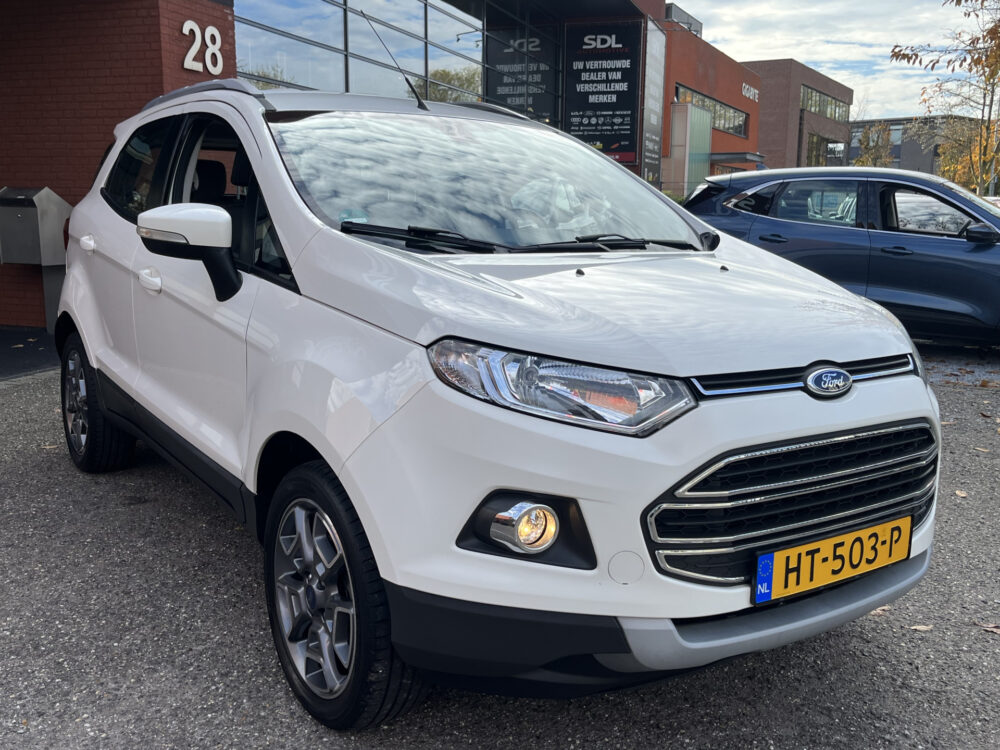 Ford EcoSport 1.0 EcoBoost Titanium // HALF-LEDER // CRUISE // PDC // CLIMA // KEYLESS // TREKHAAK!! 2