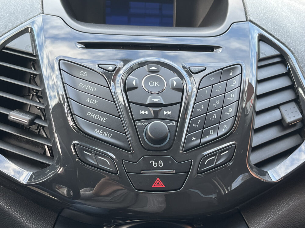 Ford EcoSport 1.0 EcoBoost Titanium // HALF-LEDER // CRUISE // PDC // CLIMA // KEYLESS // TREKHAAK!! 20