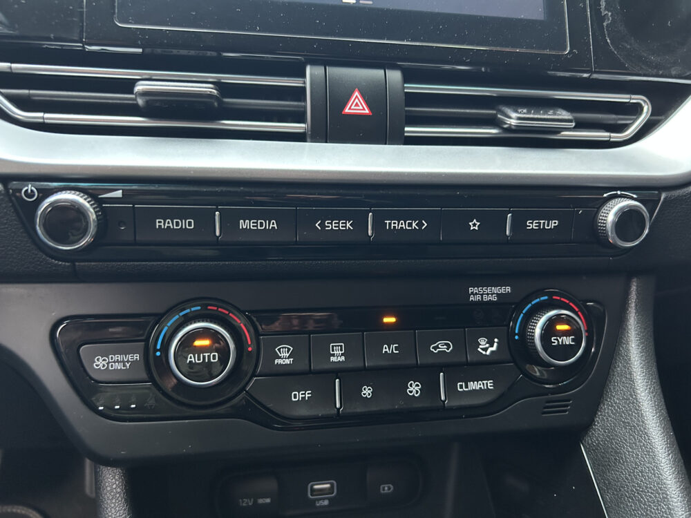 Kia Niro 1.6 GDi PHEV DynamicLine // LED // APPLE CARPLAY / ANDROID AUTO // PDC V+A // CAMERA // ADAPTIV CRUISE // STOEL + STUURWIELVERWA 16