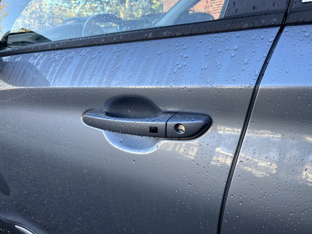 Hyundai KONA 1.6 GDI HEV Premium // DODEHOEK // HEAD-UP DISPLAY // KEYLESS // LEDER // CAMERA+SENSOREN // LED // CLIMA // STUUR+STOELVERWARMI 11