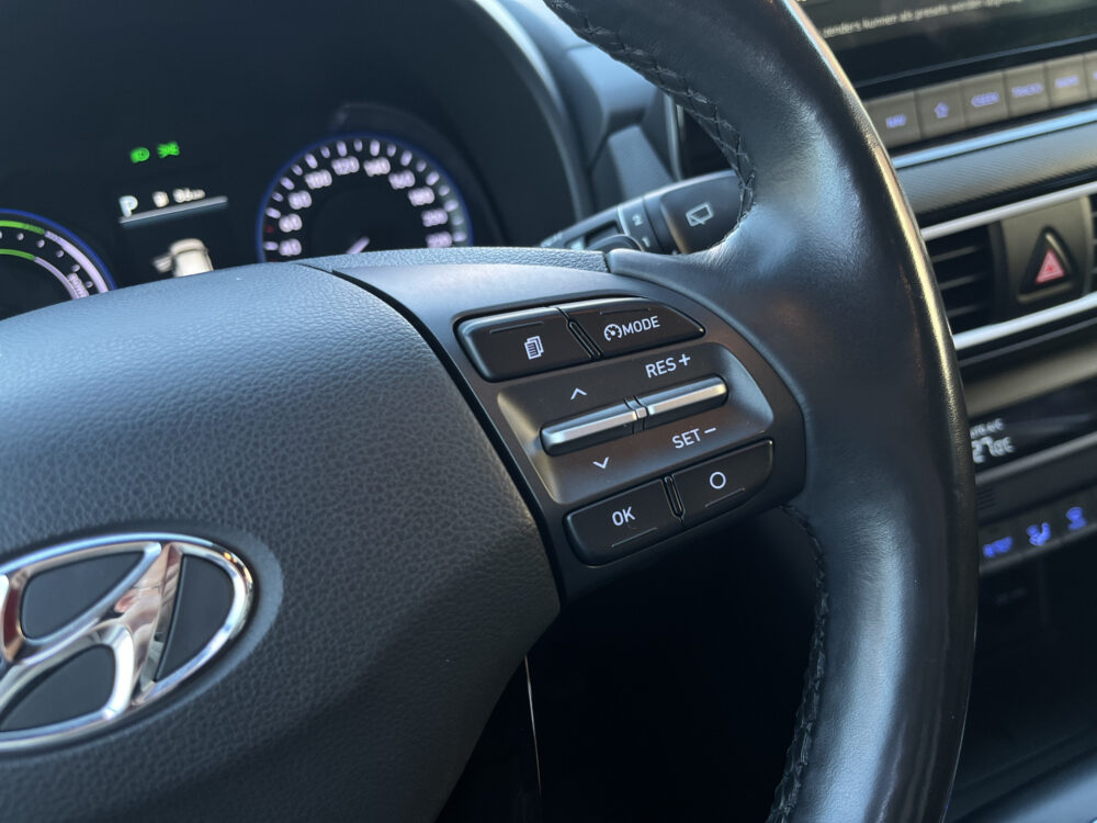 Hyundai KONA 1.6 GDI HEV Premium // DODEHOEK // HEAD-UP DISPLAY // KEYLESS // LEDER // CAMERA+SENSOREN // LED // CLIMA // STUUR+STOELVERWARMI 23