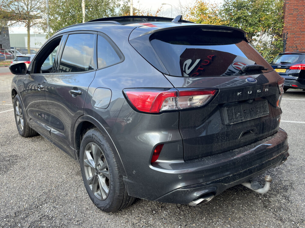Ford Kuga 2.5 PHEV ST-Line // FULL LED // NAVI + CARPLAY // PANO/SCHUIFKANTELDAK // CAMERA // ADAPTIVE CRUISE // 3