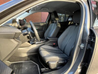 Peugeot 2008 1.2 PureTech Allure Pack // APPLE CARPLAY-ANDROID AUTO // CAMERA // CLIMA // CRUISE // PDC // 36