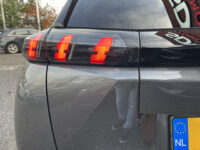 Peugeot 2008 1.2 PureTech Allure Pack // APPLE CARPLAY-ANDROID AUTO // CAMERA // CLIMA // CRUISE // PDC // 61