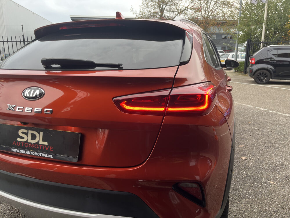 Kia Xceed 1.4 T-GDi DynamicPlusLine // DODEHOEK // JBL AUDIO // ADAPT. CRUISE // HALF LEDER // KEYLESS // CAMERA+SENSOREN // NAVI+CARPLAY  11