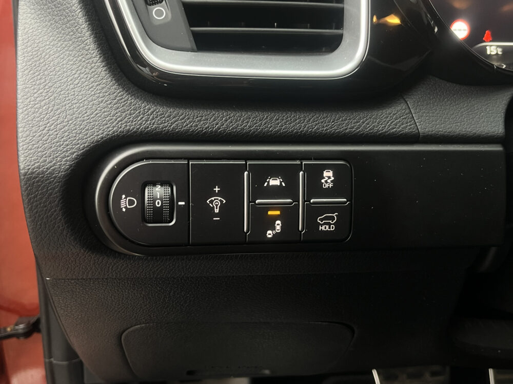 Kia Xceed 1.4 T-GDi DynamicPlusLine // DODEHOEK // JBL AUDIO // ADAPT. CRUISE // HALF LEDER // KEYLESS // CAMERA+SENSOREN // NAVI+CARPLAY  20