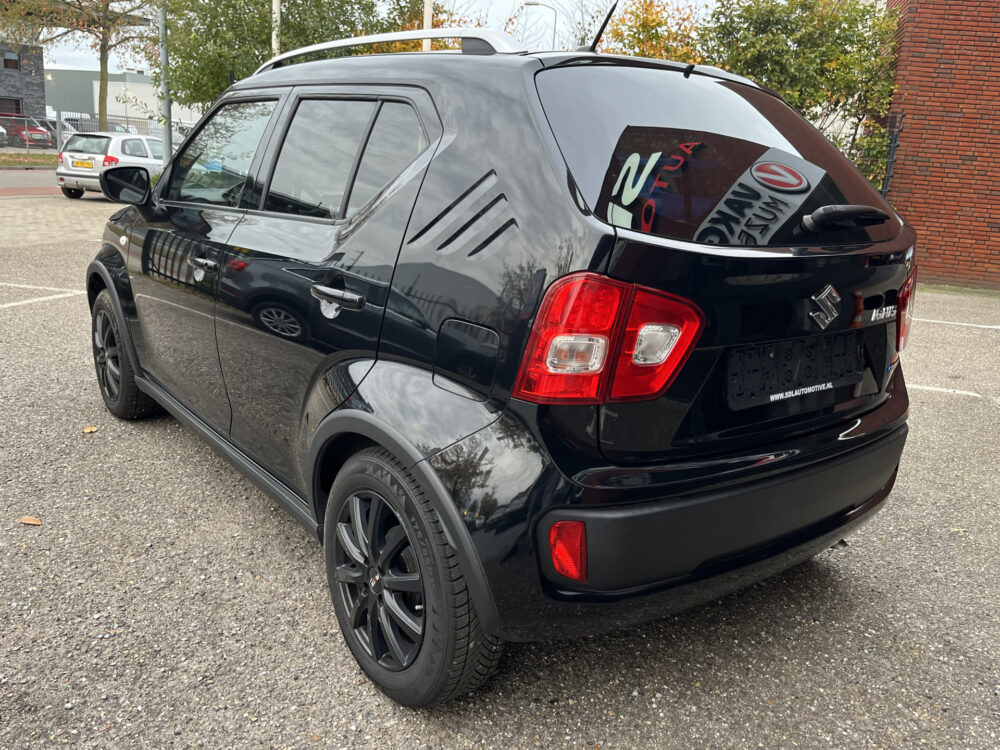 Suzuki Ignis 1.2 Smart Hybrid Stijl // NAVI // CAMERA // AIRCO // STOELVERWARMING // LED DAGRIJVERLICHTING // 3