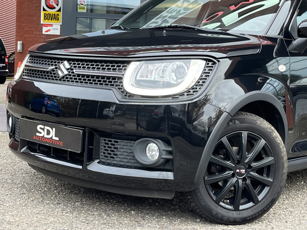 Suzuki Ignis 1.2 Smart Hybrid Stijl // NAVI // CAMERA // AIRCO // STOELVERWARMING // LED DAGRIJVERLICHTING // 5