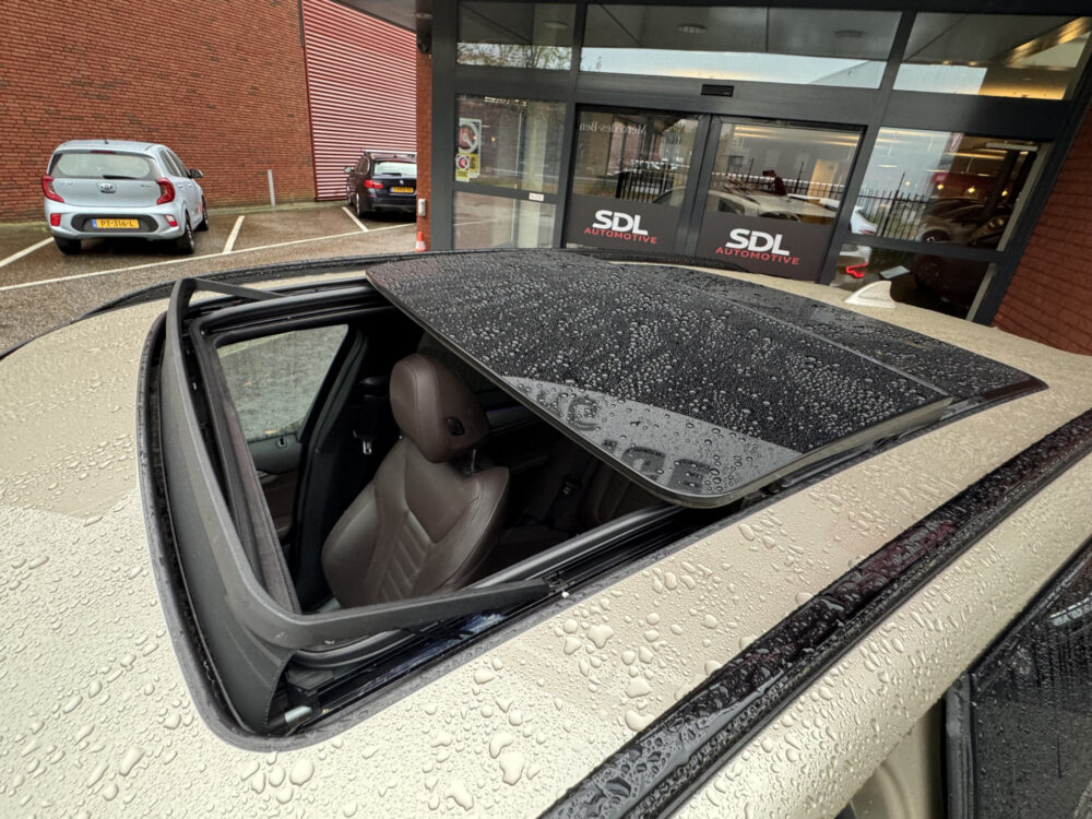 BMW X3 xDrive20i High Executive // FULL LED // NAVI // PANO/SCHUIFKANTELDAK // CAMERA // ADAPTIVE CRUISE // M-PAKKET 11