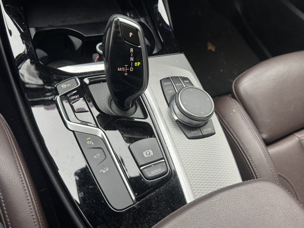 BMW X3 xDrive20i High Executive // FULL LED // NAVI // PANO/SCHUIFKANTELDAK // CAMERA // ADAPTIVE CRUISE // M-PAKKET 25