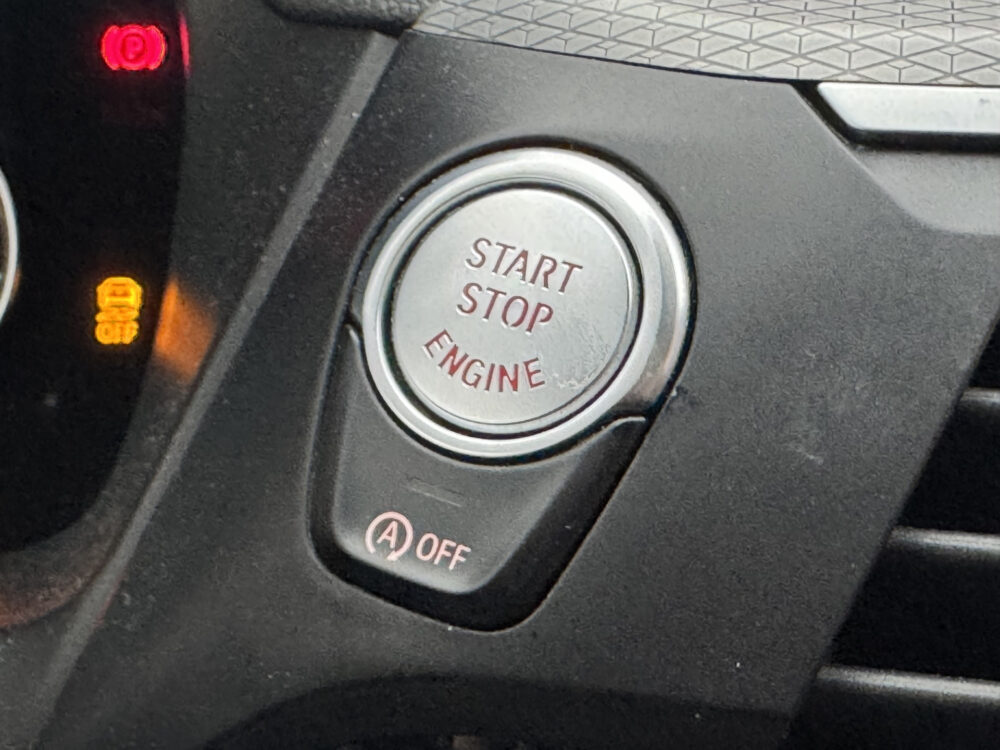 BMW X3 xDrive20i High Executive // FULL LED // NAVI // PANO/SCHUIFKANTELDAK // CAMERA // ADAPTIVE CRUISE // M-PAKKET 32