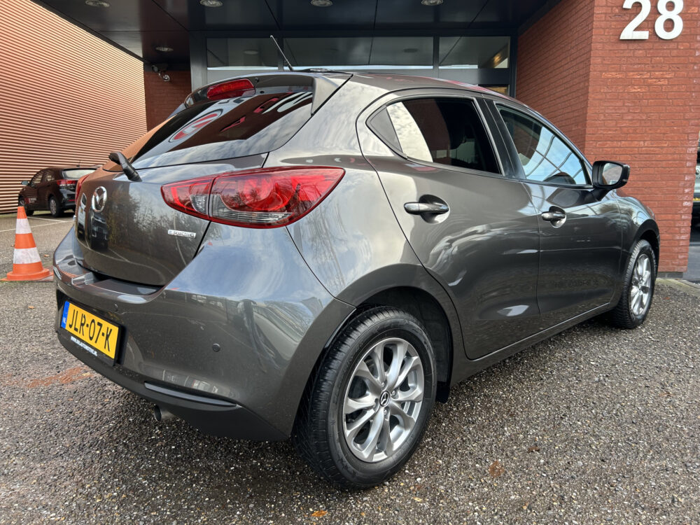 Mazda 2 1.5 Skyactiv-G Comfort // NAVI + CARPLAY // PDC // CRUISE // AIRCO // STOELVERWARMING 2