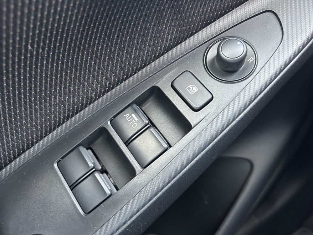 Mazda 2 1.5 Skyactiv-G Comfort // NAVI + CARPLAY // PDC // CRUISE // AIRCO // STOELVERWARMING 22