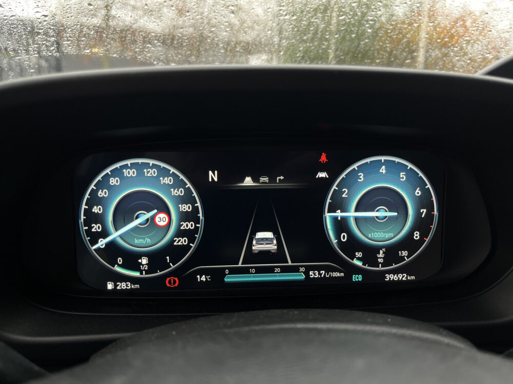 Hyundai i20 1.0 T-GDI Comfort Smart // DIGITAL COCKPIT // CRUISE // CAMERA+SENSOREN // NAVI+CARPLAY // 28