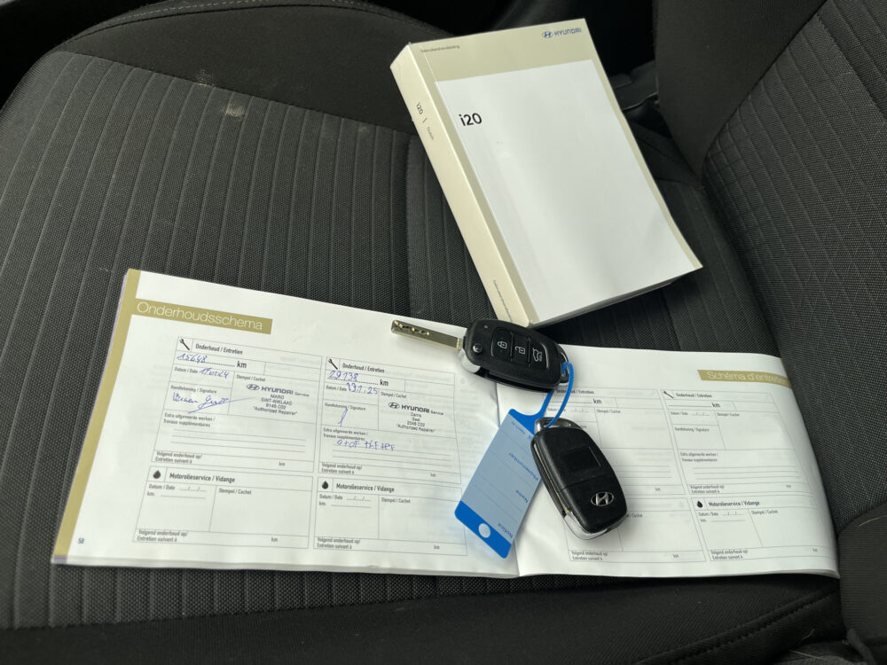 Hyundai i20 1.0 T-GDI Comfort Smart // DIGITAL COCKPIT // CRUISE // CAMERA+SENSOREN // NAVI+CARPLAY // 29