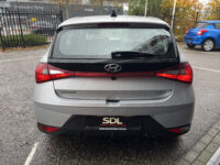 Hyundai i20 1.0 T-GDI Comfort Smart // DIGITAL COCKPIT // CRUISE // CAMERA+SENSOREN // NAVI+CARPLAY // 34