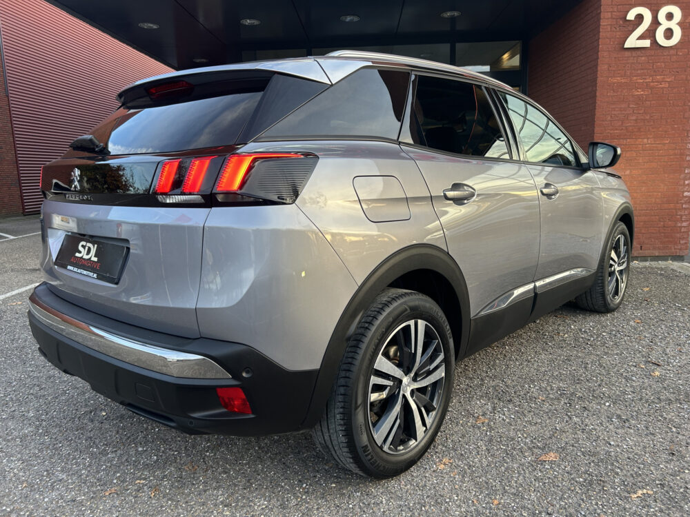 Peugeot 3008 1.2 PureTech Allure 1e EIGENAAR!! // LED // NAVI + CARPLAY // PDC V+A // CAMERA V+A // PANO/SCHUIFKANTELDAK 2
