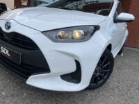 Toyota Yaris 1.5 Hybrid Business Plus // ADAPTIEVE CRUISE // NAVI+CARPLAY // CAMERA // CLIMA // STOELVERWARMING // 43