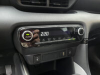 Toyota Yaris 1.5 Hybrid Business Plus // ADAPTIEVE CRUISE // NAVI+CARPLAY // CAMERA // CLIMA // STOELVERWARMING // 59