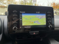 Toyota Yaris 1.5 Hybrid Business Plus // ADAPTIEVE CRUISE // NAVI+CARPLAY // CAMERA // CLIMA // STOELVERWARMING // 65