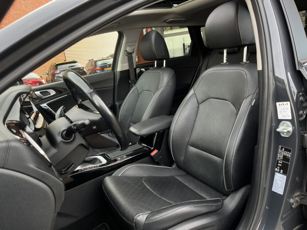 Kia Ceed Sportswagon 1.6 GDI PHEV ExecutiveLine // LEDER // ELEK. STOEL+GEHEUGEN // DODEHOEK // ADAPT. CRUISE // STOELVERWARMING+KOELING // NAVI+CARP 18
