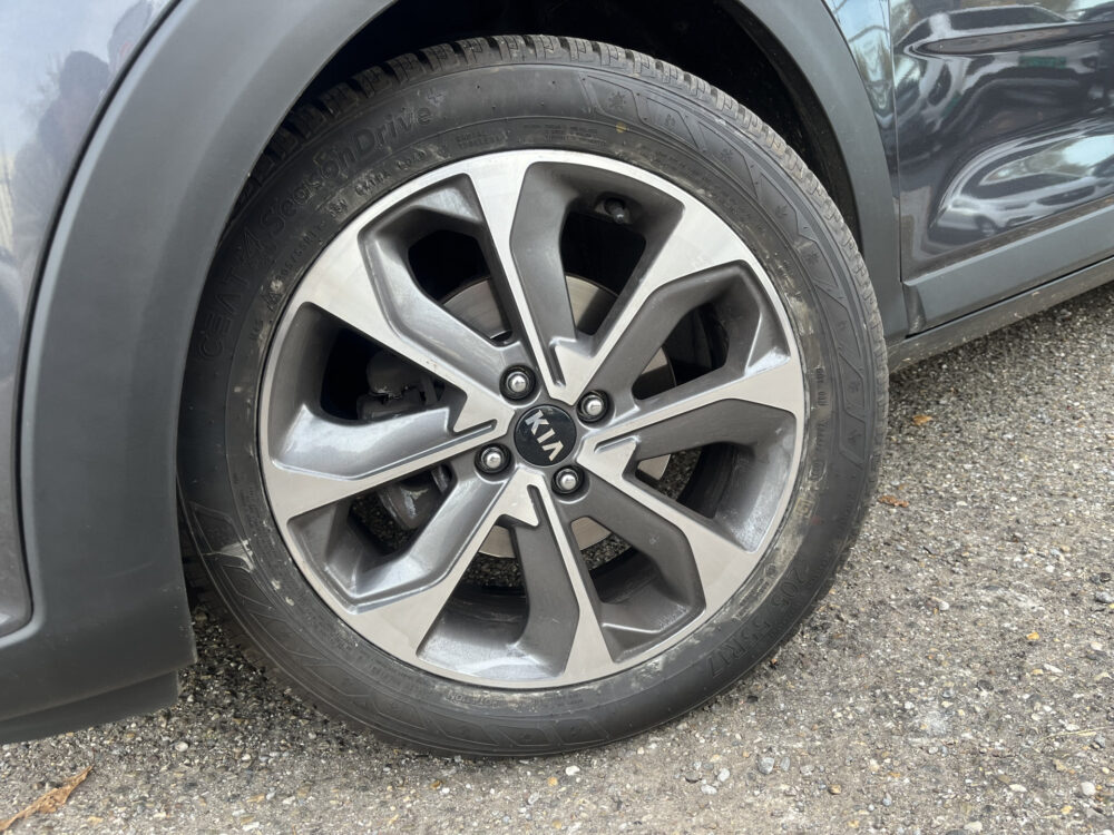 Kia Stonic 1.0 T-GDi ExecutiveLine // LED // KEYLESS // DODEHOEK // HALF LEDER // NAVI+CARPLAY // AFN. TREKHAAK // STOEL+STUURVERWARMING // 10