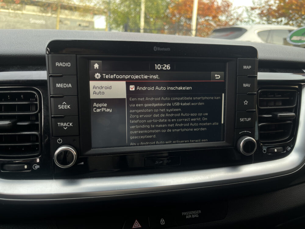 Kia Stonic 1.0 T-GDi ExecutiveLine // LED // KEYLESS // DODEHOEK // HALF LEDER // NAVI+CARPLAY // AFN. TREKHAAK // STOEL+STUURVERWARMING // 31