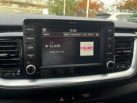 Kia Stonic 1.0 T-GDi ExecutiveLine // LED // KEYLESS // DODEHOEK // HALF LEDER // NAVI+CARPLAY // AFN. TREKHAAK // STOEL+STUURVERWARMING // 65