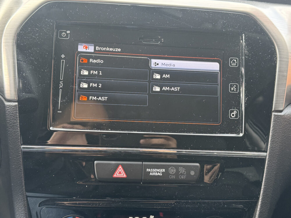 Suzuki Vitara 1.4 Boosterjet Stijl 1e Eigenaar 51.000KM UNIEK // NAVI // CAMERA // ADAPTIVE CRUISE // CLIMA // STOELVERWARMING // 14