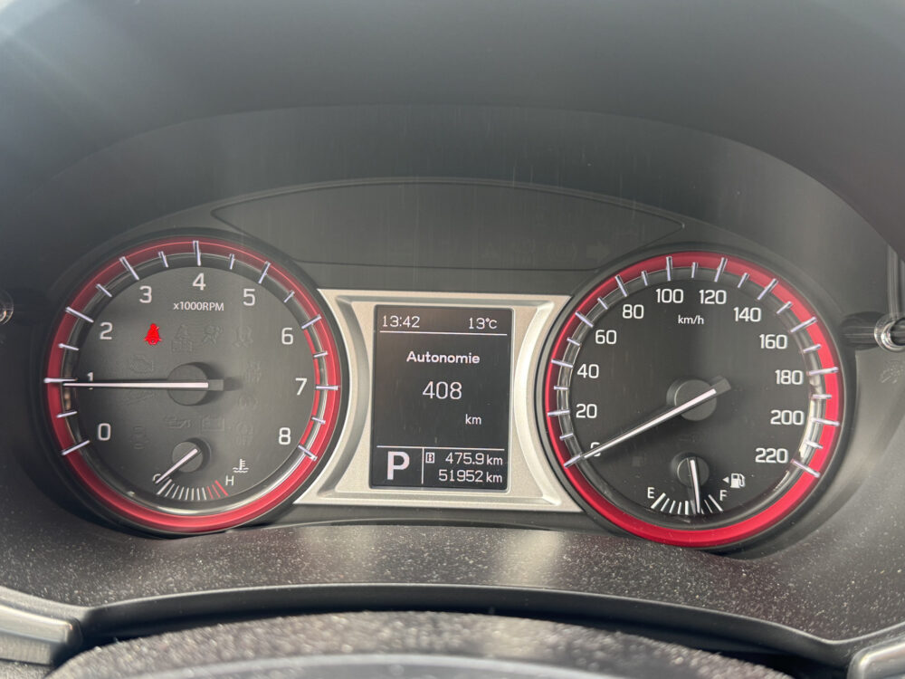 Suzuki Vitara 1.4 Boosterjet Stijl 1e Eigenaar 51.000KM UNIEK // NAVI // CAMERA // ADAPTIVE CRUISE // CLIMA // STOELVERWARMING // 19