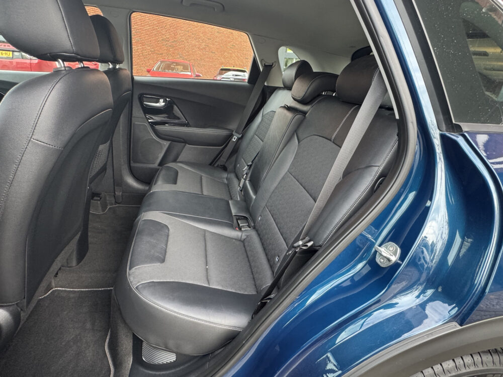Kia Niro 1.6 GDi Hybrid DynamicPlusLine// VITRUAL COCKPIT // TREKHAAK // NAVI // ADAPTIVE CRUISE // CAMERA // STOELVERWARMING // 8