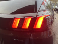 Peugeot 3008 1.6 HYbrid 225 Allure // NAVI // CAMERA // CLIMA // CRUISE // STOELVERWARMING // 38