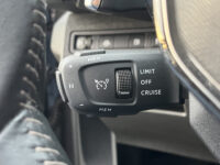 Peugeot 3008 1.6 HYbrid 225 Allure // NAVI // CAMERA // CLIMA // CRUISE // STOELVERWARMING // 57