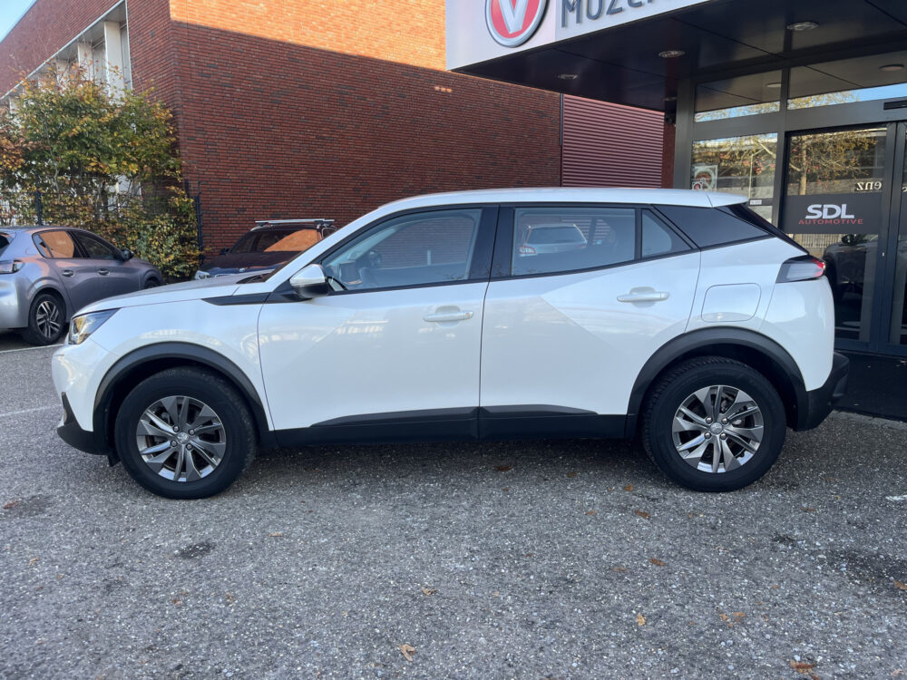 Peugeot 2008 1.2 PureTech Allure // LED // CRUISE // CAMERA+SENSOREN // APPLE CARPLAY-ANDROID AUTO // 2