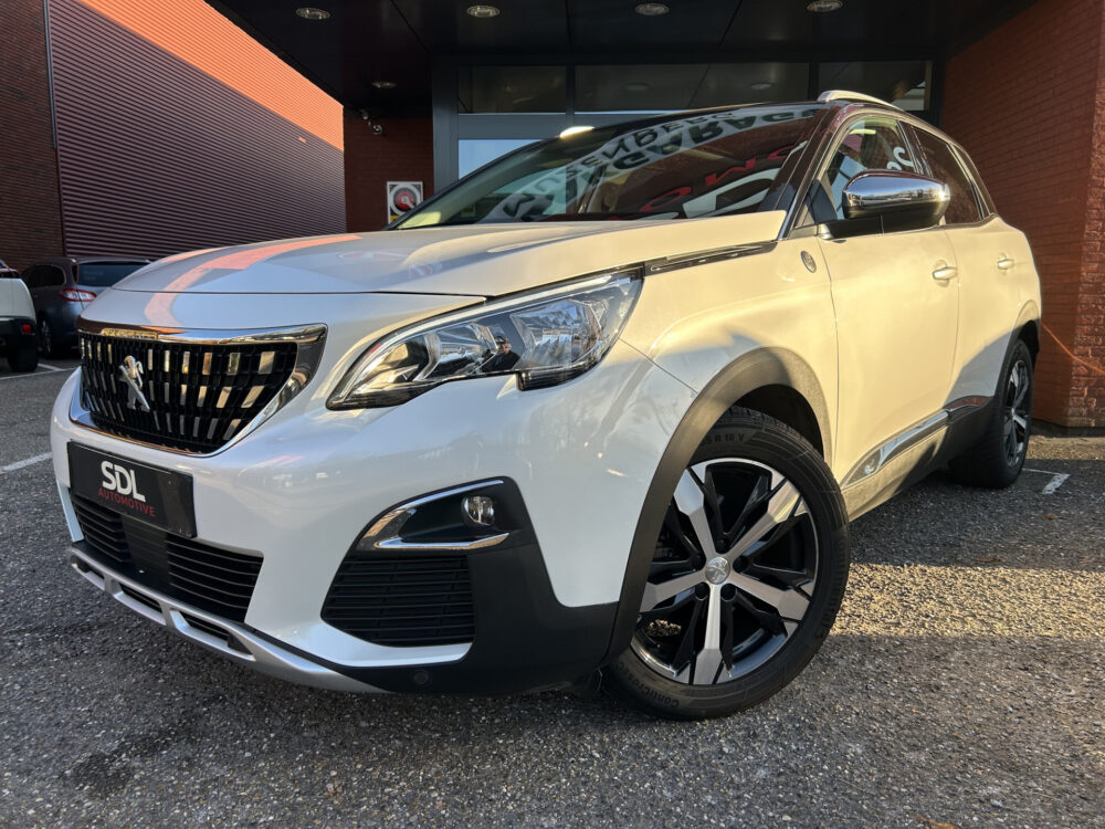 Peugeot 3008 1.2 PureTech Crossway 1e EIGENAAR!! // NAVI + CARPLAY // LED // PANO/SCHUIFKANTELDAK // CAMERA // TREKHAAK!! 1