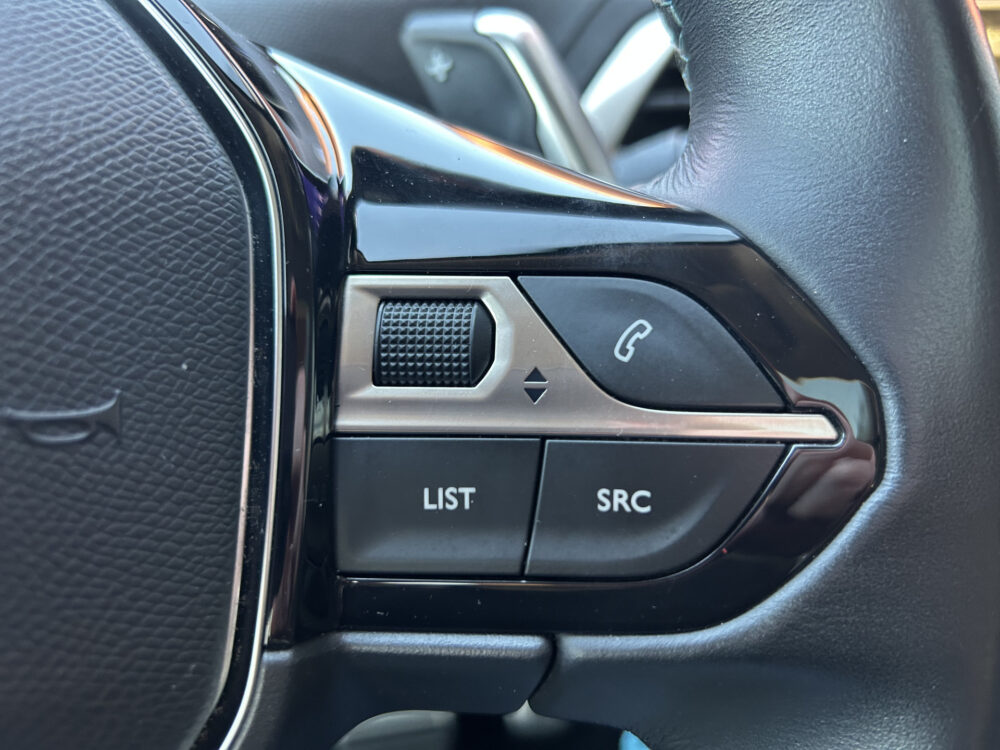 Peugeot 3008 1.2 PureTech Crossway 1e EIGENAAR!! // NAVI + CARPLAY // LED // PANO/SCHUIFKANTELDAK // CAMERA // TREKHAAK!! 10