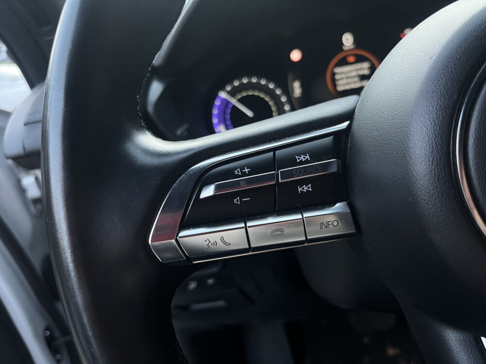 Mazda MX-30 e-SkyActiv 145 First Edition 36 kWh SOH 95%!! // HEAD-UP DISPLAY // DODEHOEK // ELEK.STOEL+GEHEUGEN // ADAPT. CRUISE // FULL LED 17