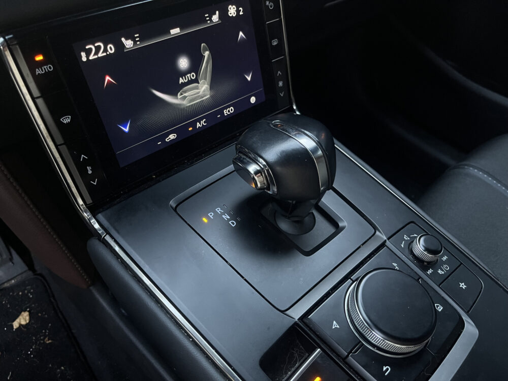 Mazda MX-30 e-SkyActiv 145 First Edition 36 kWh SOH 95%!! // HEAD-UP DISPLAY // DODEHOEK // ELEK.STOEL+GEHEUGEN // ADAPT. CRUISE // FULL LED 24