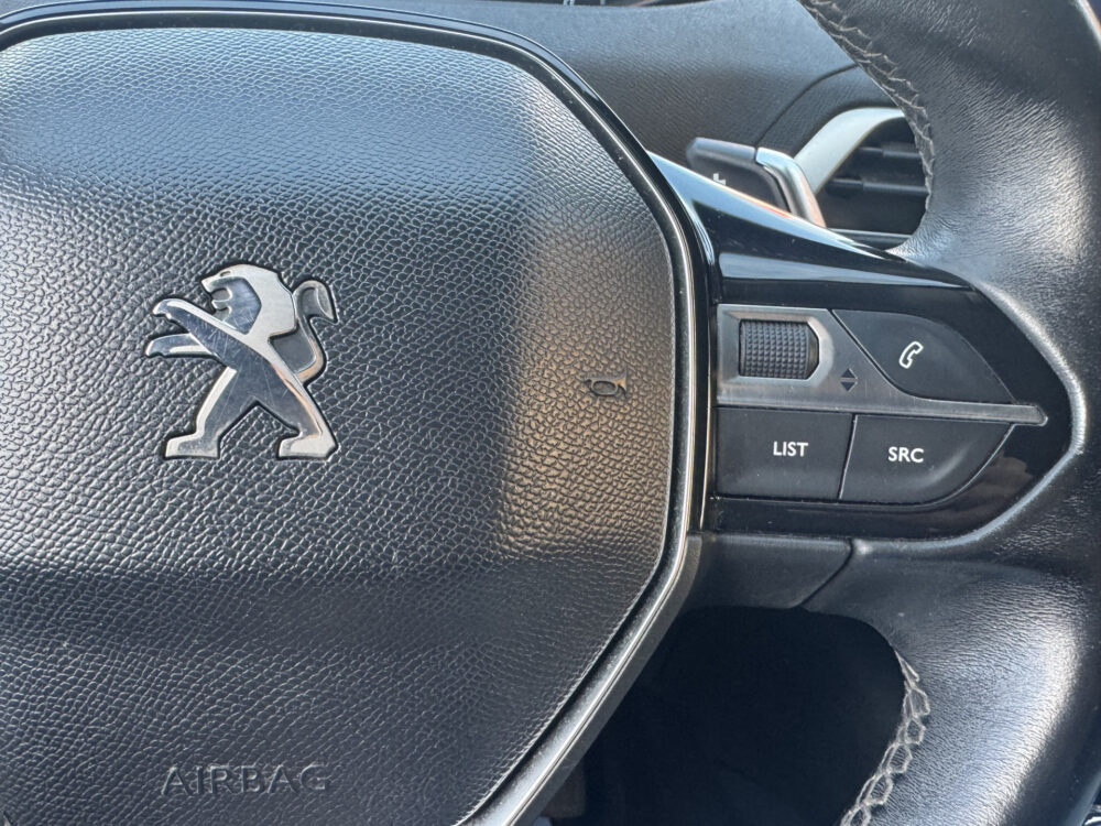 Peugeot 5008 1.2 PureTech Allure // 7 PERSOONS!! // NAVI // CAMERA // CLIMA // CRUISE // LEDER // DODENHOEK SENSOR // 13