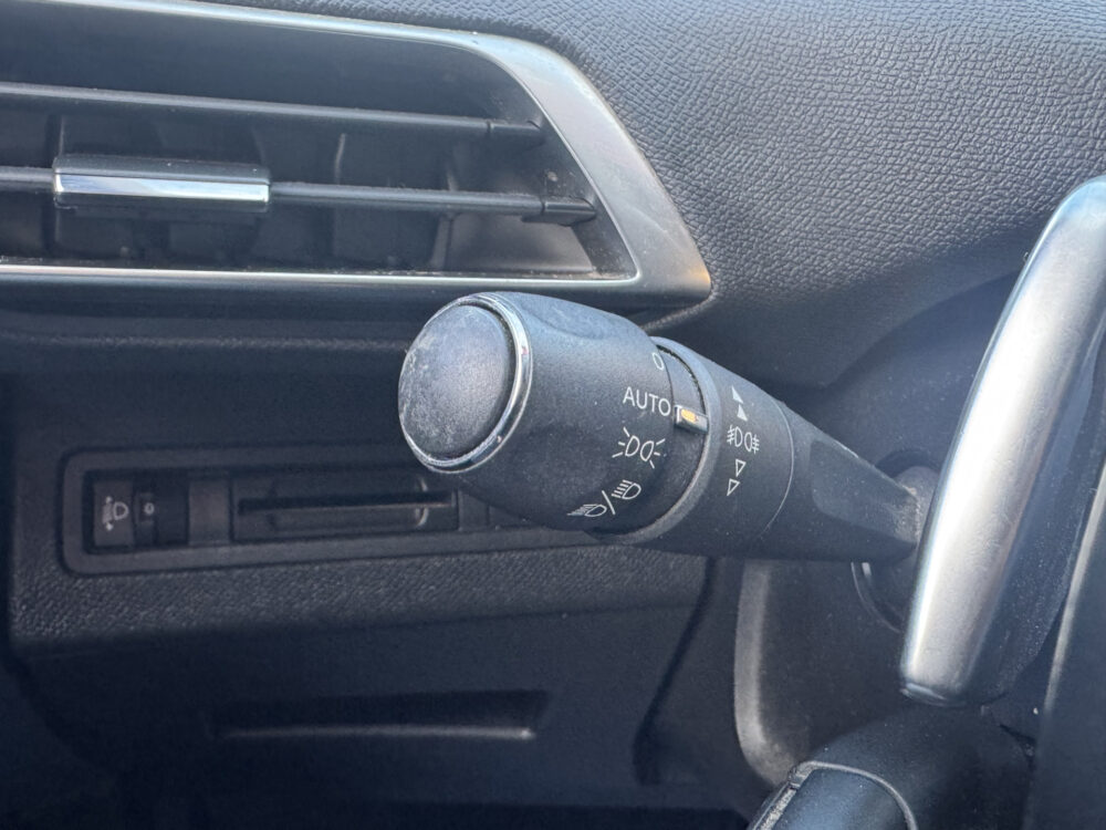 Peugeot 5008 1.2 PureTech Allure // 7 PERSOONS!! // NAVI // CAMERA // CLIMA // CRUISE // LEDER // DODENHOEK SENSOR // 23