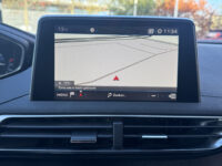 Peugeot 5008 1.2 PureTech Allure // 7 PERSOONS!! // NAVI // CAMERA // CLIMA // CRUISE // LEDER // DODENHOEK SENSOR // 52