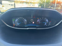 Peugeot 5008 1.2 PureTech Allure // 7 PERSOONS!! // NAVI // CAMERA // CLIMA // CRUISE // LEDER // DODENHOEK SENSOR // 53