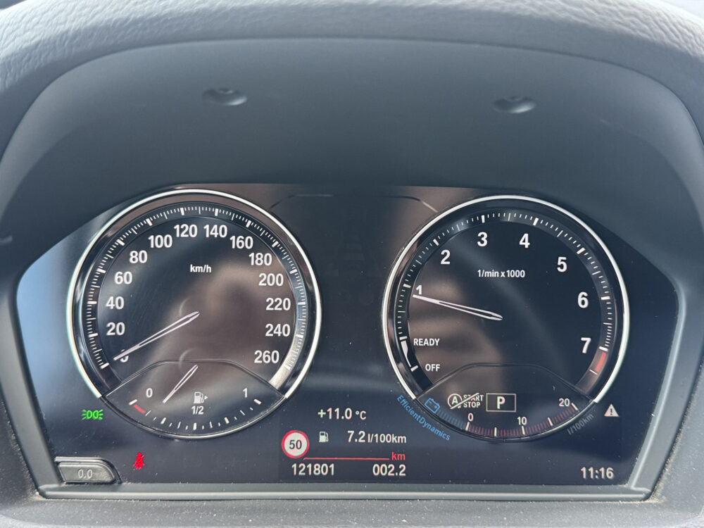 BMW X1 sDrive20i Executive // LEDEREN BEKLEDING // MEMORY SEAT // ELEK. ACHTERKLEP // NAVI // CAMERA // CRUISE // 20