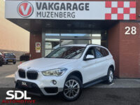 BMW X1 sDrive20i Executive // LEDEREN BEKLEDING // MEMORY SEAT // ELEK. ACHTERKLEP // NAVI // CAMERA // CRUISE // 32