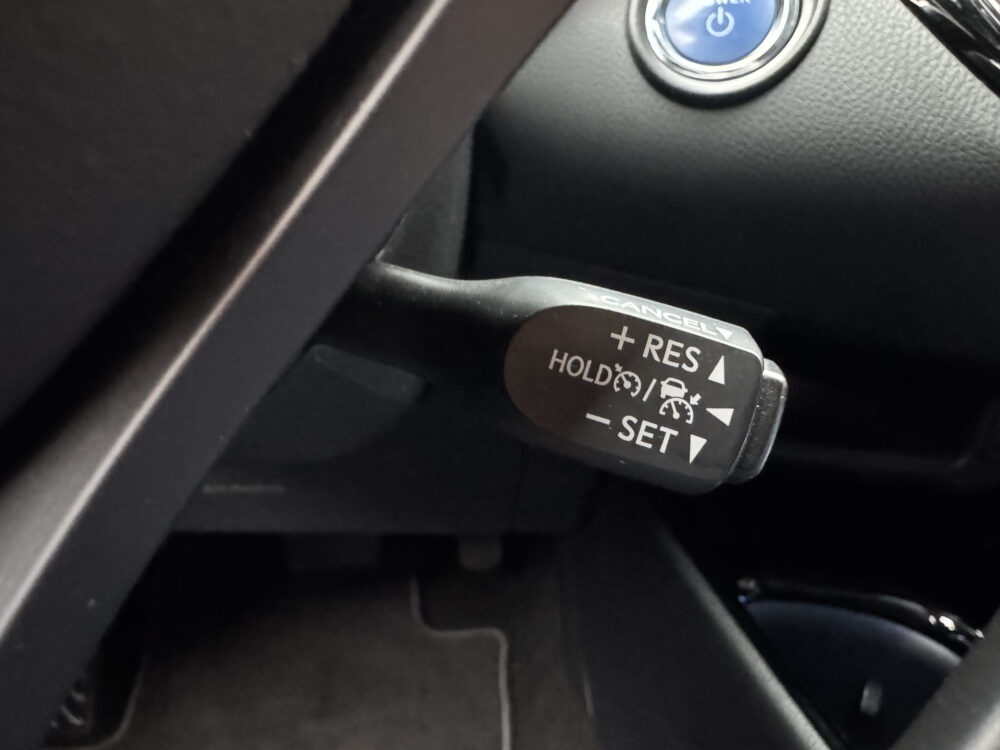 Toyota C-HR 1.8 Hybrid Dynamic // LED // NAVI // CAMERA // ADAPTIV CRUISE // STOEL + STUURWIELVERWARMING // TREKHAAK!! 24